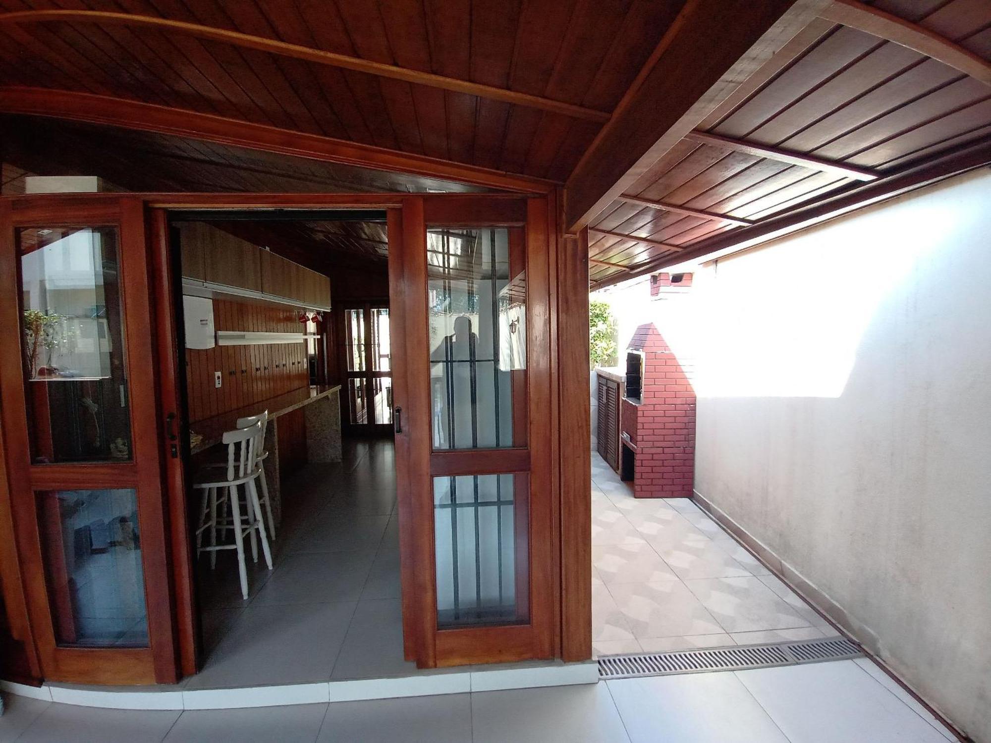 Moreira Casa Com Churrasqueira E Ar-condicionado